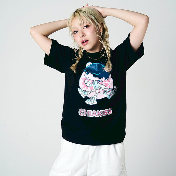 [MADE-TO-ORDER]  CHIAKISS x OYO 好吃 TEE【BLACK】