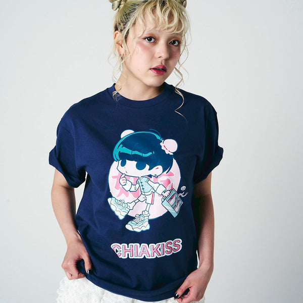 [MADE-TO-ORDER]  CHIAKISS x OYO 好吃 TEE【NAVY】