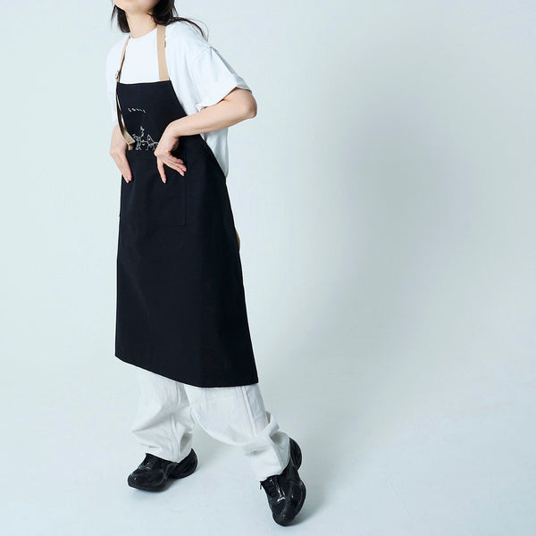 [MADE-TO-ORDER] EGUMI FRUIT PRINT APRON【BLACK】