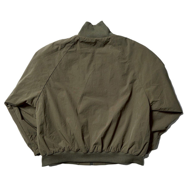 [MADE-TO-ORDER] WINGLE TWINKLE ILLUST NYLON ZIP-UP JACKET【OLIVE GREEN】