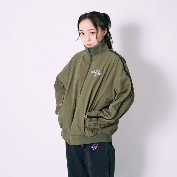[MADE-TO-ORDER] WINGLE TWINKLE ILLUST NYLON ZIP-UP JACKET【OLIVE GREEN】